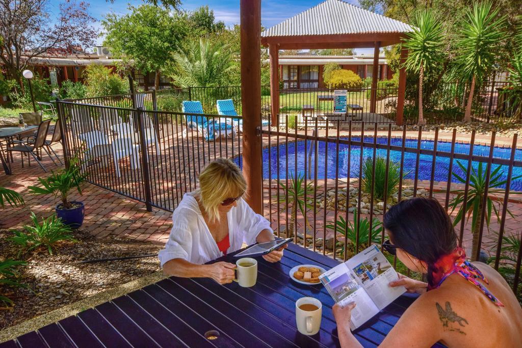 River Country Inn (Adults Only) Moama Exteriör bild